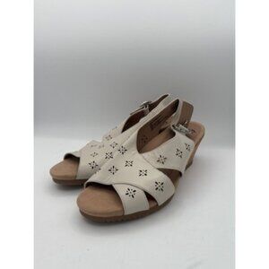Earth Origins Beige Leather Wedge Sandals Size 8.5 Made In China